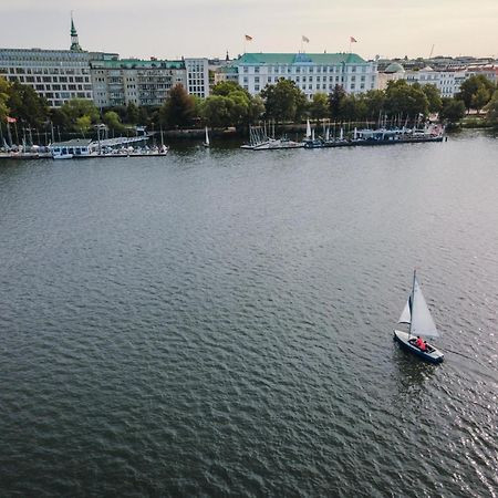 Hotel Atlantic Hamburg, Autograph Collection Exterior foto The River Spree