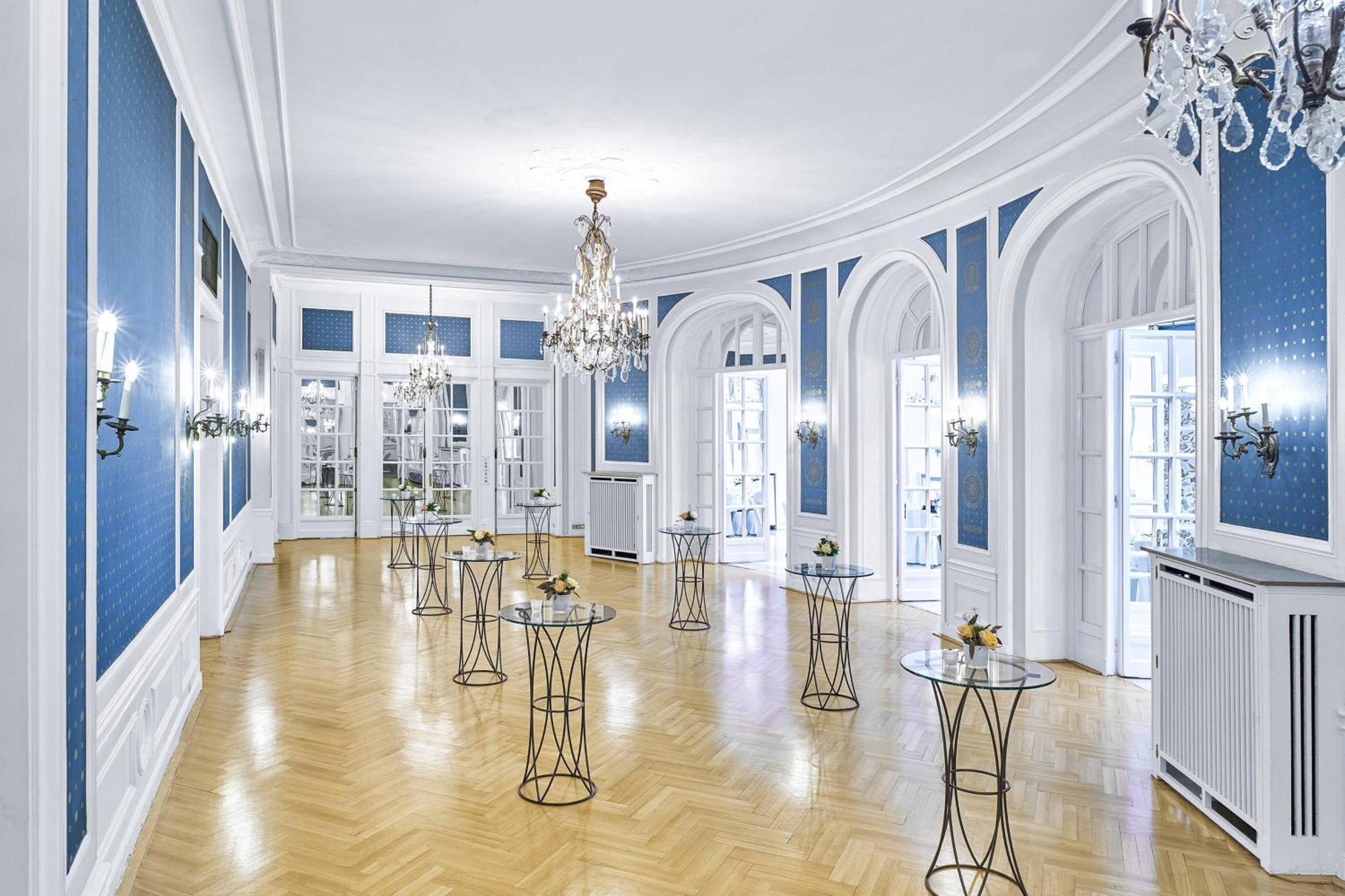 Hotel Atlantic Hamburg, Autograph Collection Exterior foto The Blue Hall